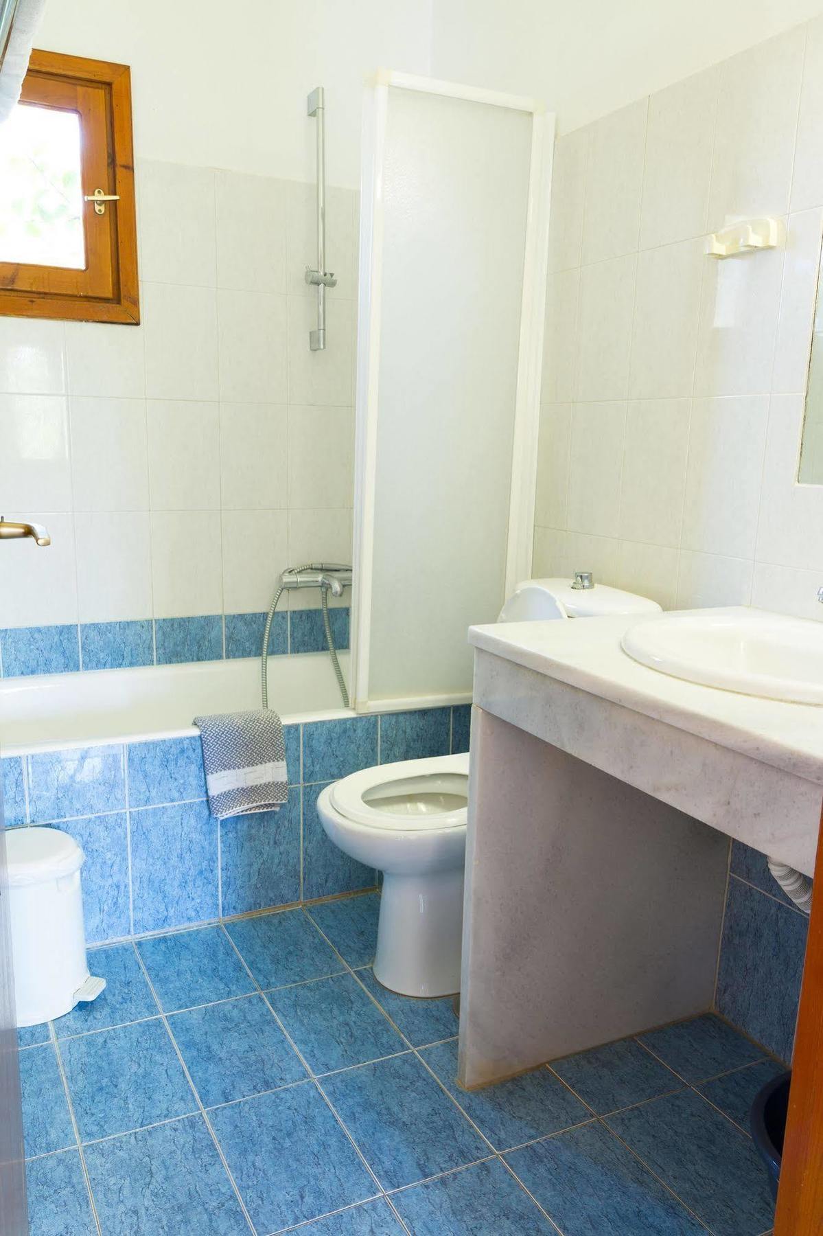 Ideal Hotel Kokkini Hani Kültér fotó